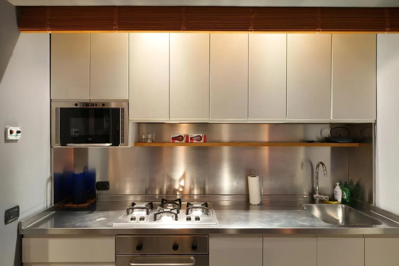Elegant Medici Apt Milan Apartment