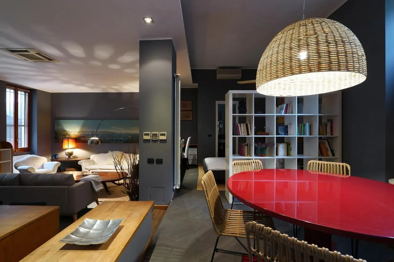 Apartment Elegant Medici Apt Milan