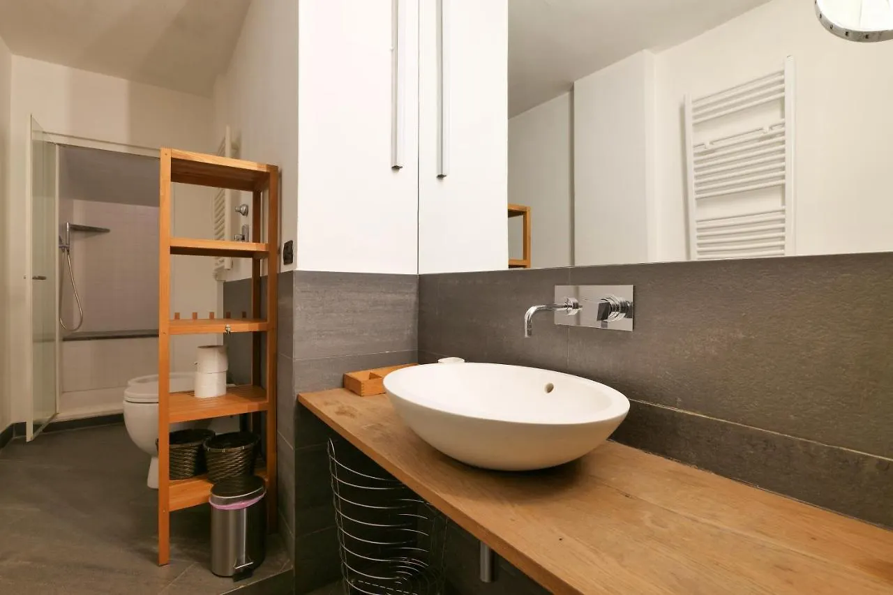 Elegant Medici Apt Milan Apartment