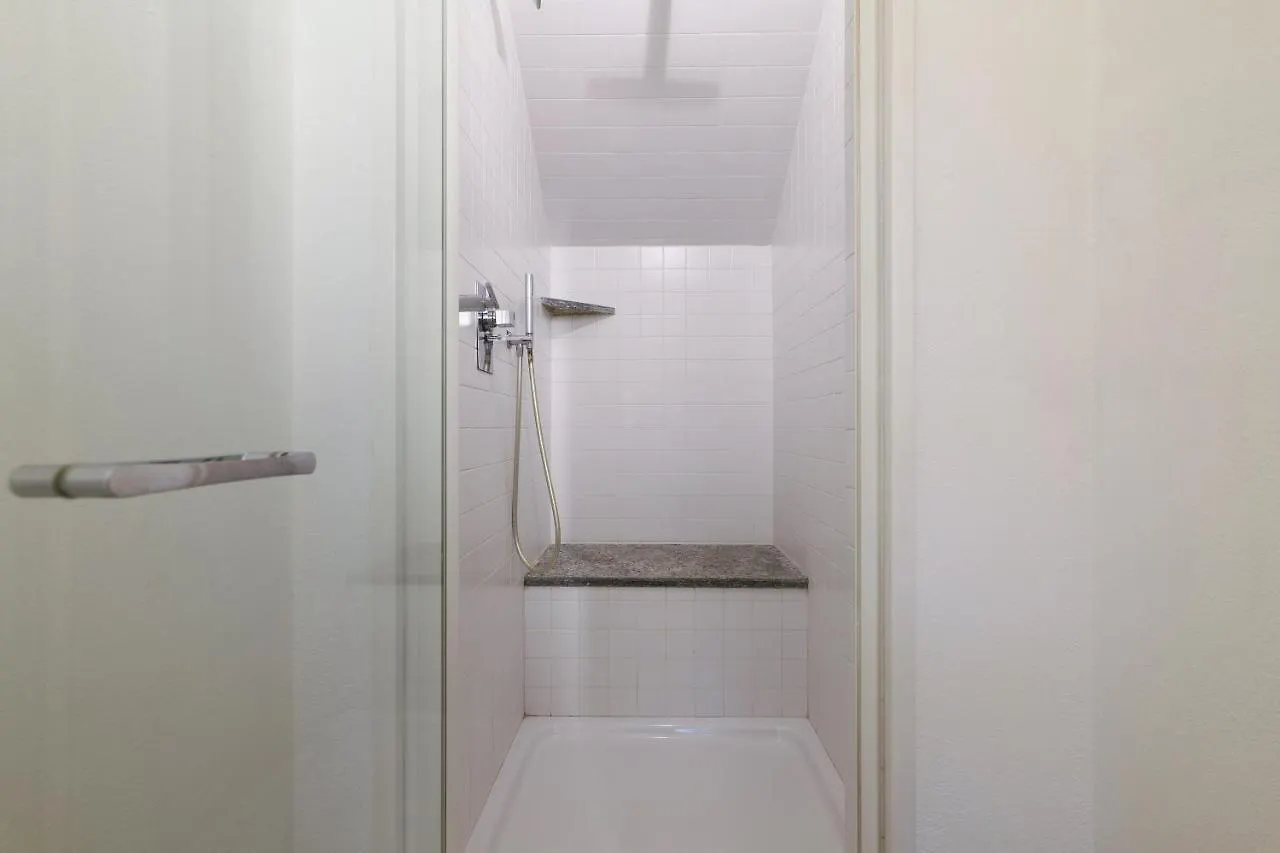 Apartment Elegant Medici Apt Milan
